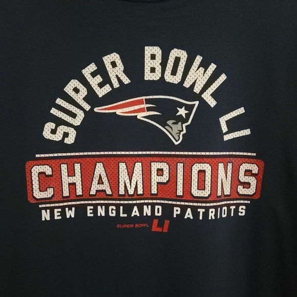 New England Patroits Men's Size XL Navy Blue Superbowl graphic print t-shirt - Picture 2 of 4
